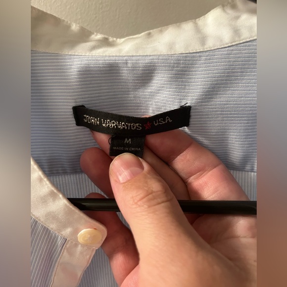 John Varvatos Medium button up Henley dress shirt. In great used condition. - Picture 3 of 5